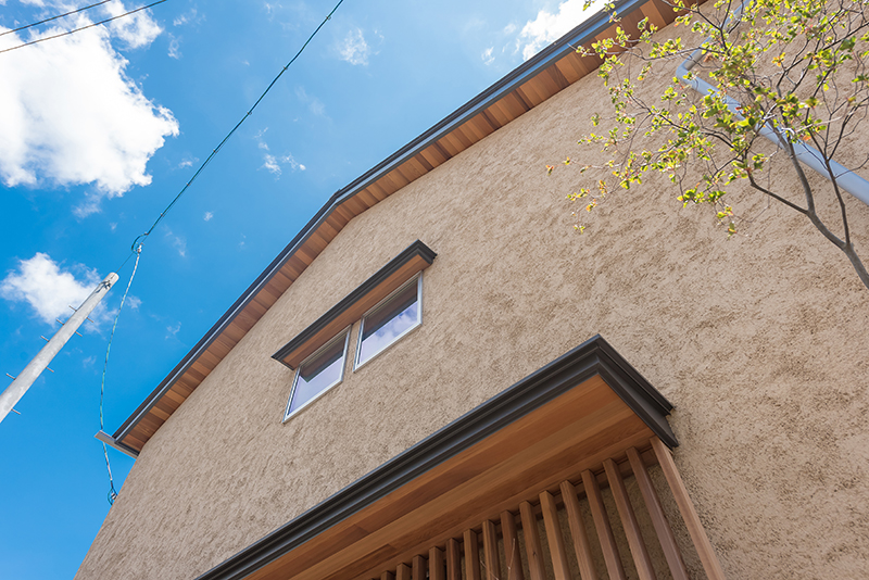 木の家 ― 自然素材に包まれる心地よさ