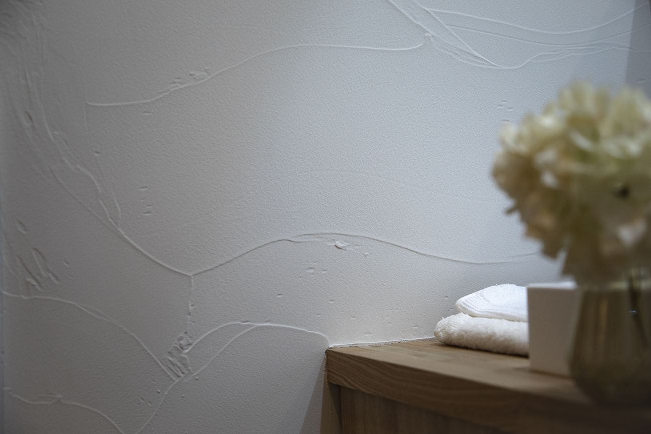 手仕事が生む、唯一無二の塗り壁