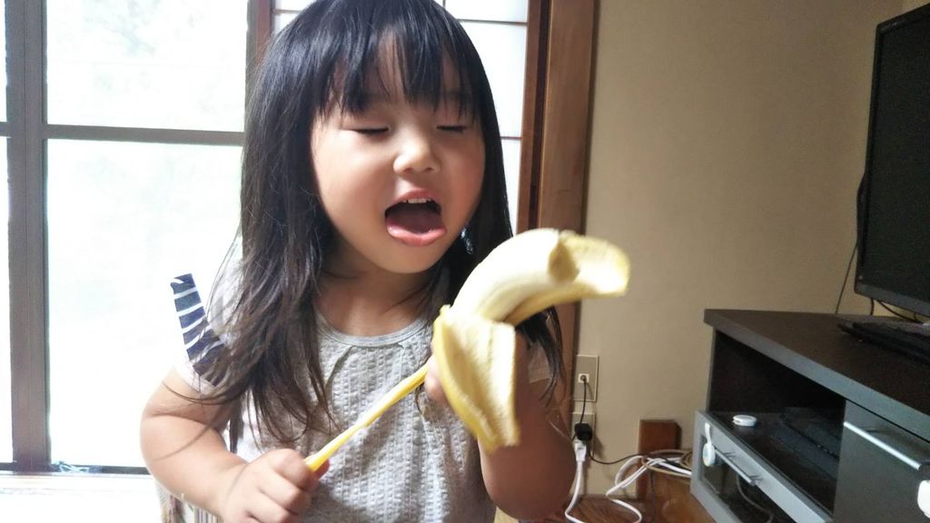 バナナが食べてっていってるよ