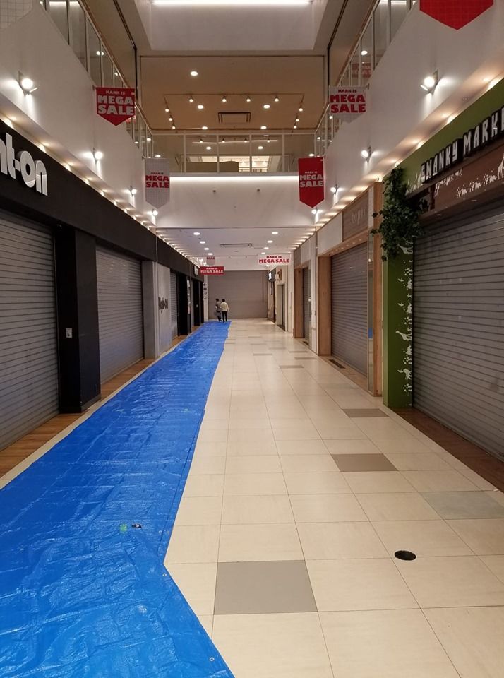 ナイト工事 inマークイズ