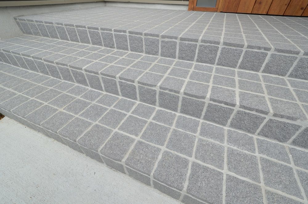 専門家が注文住宅の玄関タイルの選び方についてお教えします！