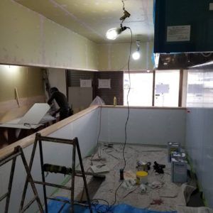 めん処いしがみ工事中