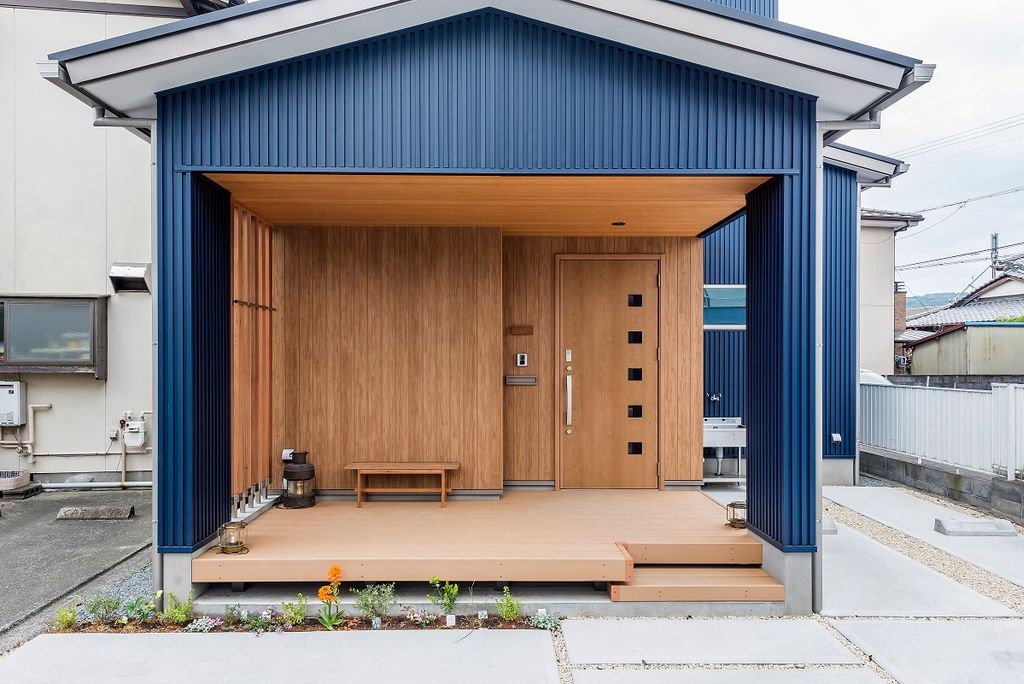 玄関をより良くしたいお客様へ！リフォームのポイントをお教えします！