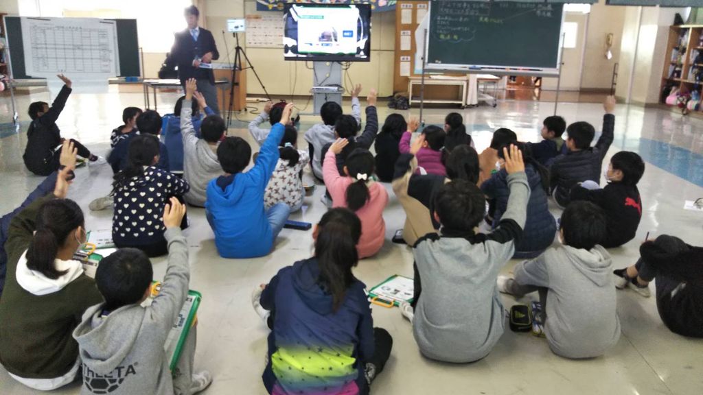 オクシズ森林の教室 出張授業の取り組みが中日新聞に掲載されました