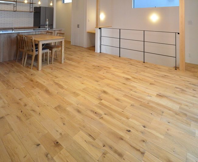 無垢材のフローリングにしたいとお考えの方へ！無垢材の種類別の特徴をご紹介します！