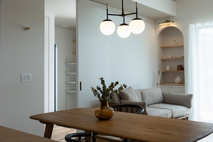 海外インテリアにあこがれたモダンオーガニックの家